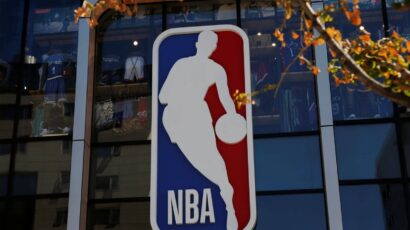NBA: Oklahoma drži korak za Minesotom, rutina Kavsa i Džezera, Kingsi šokirali Kliperse