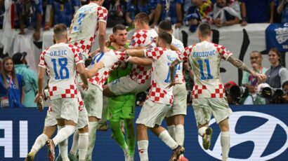 ZLATNI DOMINIK: Hrvatska slavi golmana i prolaz u četvrtfinale!