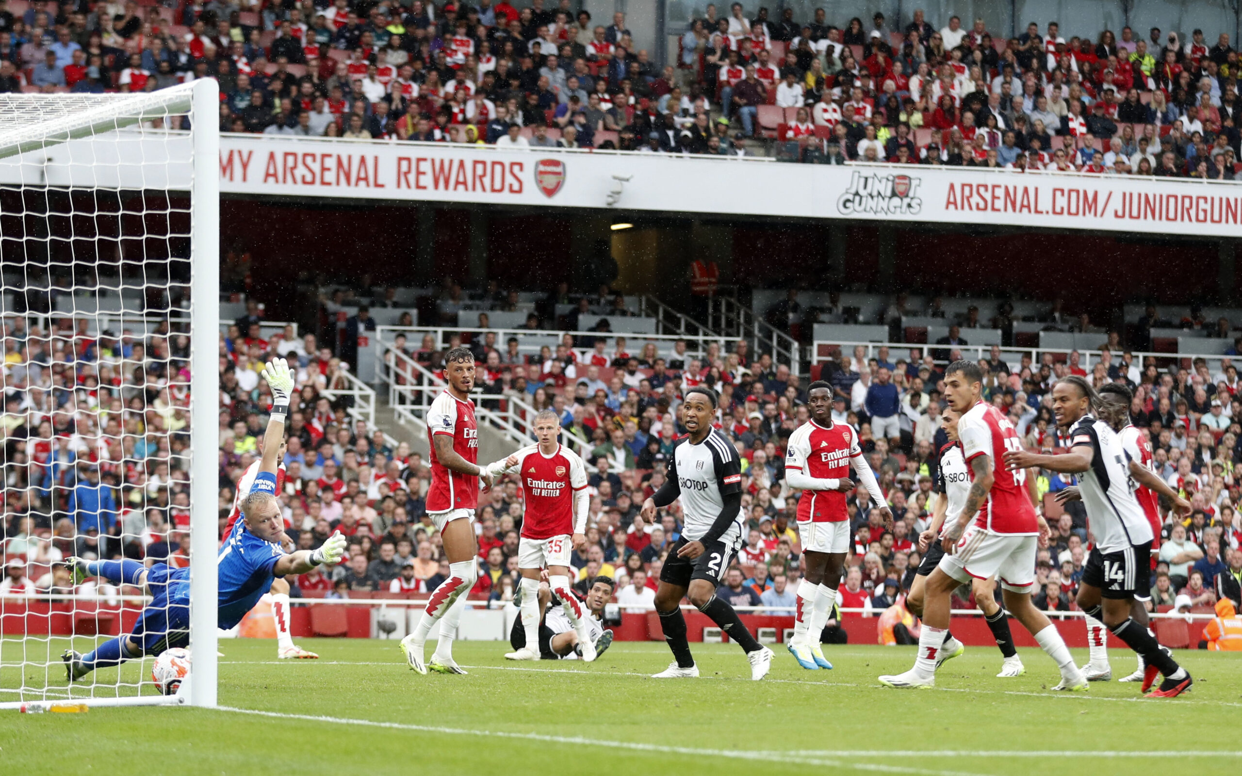 PREMIJER LIGA: Arsenalu samo bod protiv gradskog rivala, veliki preokret Junajteda
